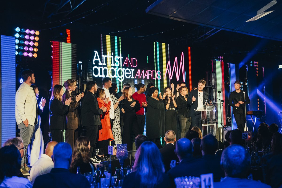 AM_Awards's tweet image. Congratulations to the @ymumusicuk team for receiving the Team Achievement Award presented by @CHABUDDYGEEZY  🏆🤩🎉

@mmfuk @featuredartists @soundcloud #AMAwards2021