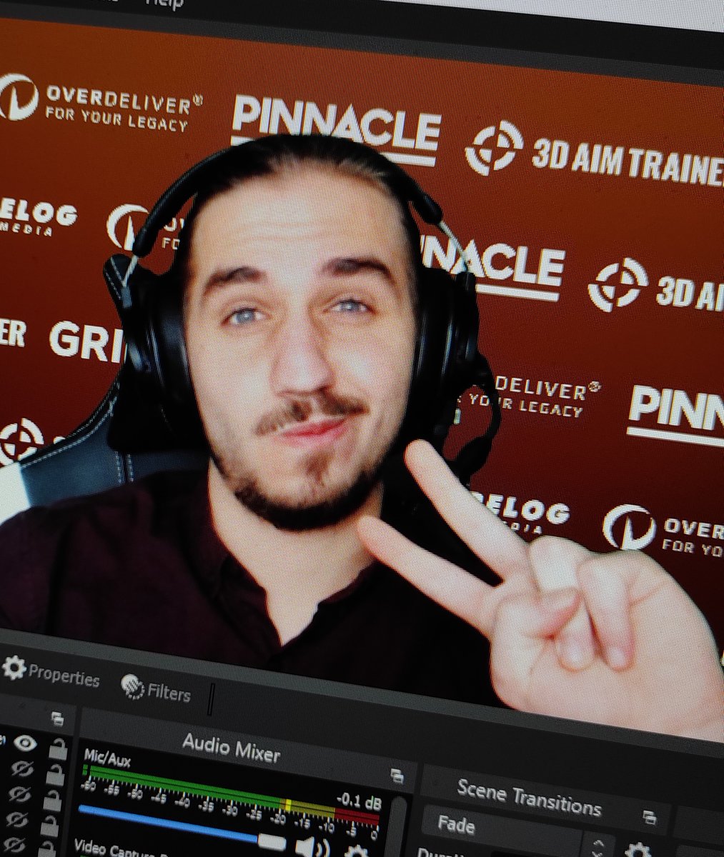 ExWarrior_'s tweet photo. The grind never stops! Final Day of #PinnacleFallSeries 3 and once again @WildeityCS have the pleasure of covering a semi and the grand final! 
Good luck to all remaining teams! @ExtraSaltGG @DBLPoney @TeamBLINK_ @EcstaticCS 
Show us what you've got! https://t.co/dghZA1cHTs