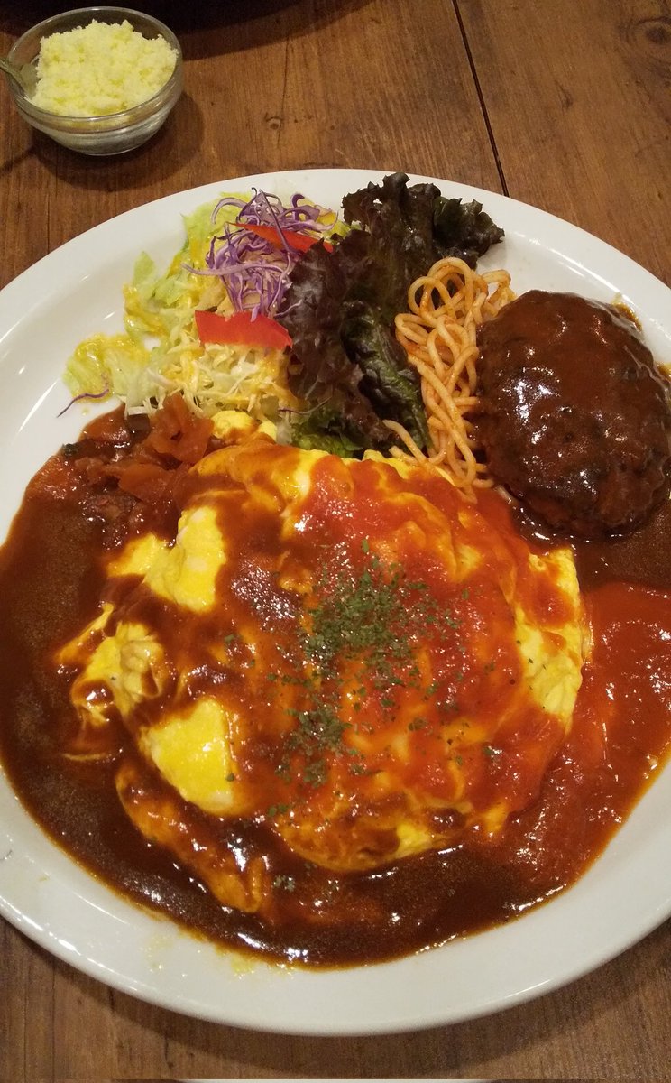 UE_moppy's tweet photo. 病み上がり?🙃
うまうま😋
#すまんな
#Mashe
#加盟店 https://t.co/mhYfkleG5X