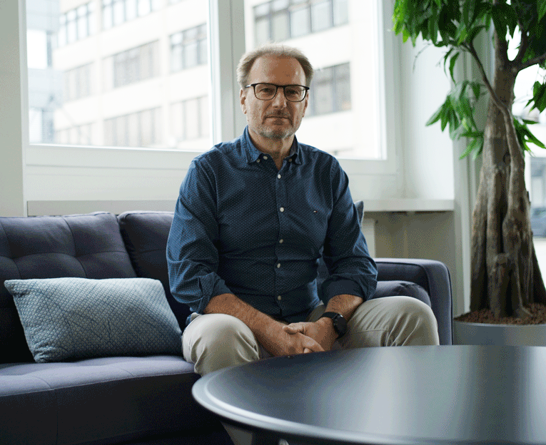NexgenAG's tweet photo. Wollen Sie ihr bestehendes #MDE-System (#MobileDatenerfassung) ersetzen? Dann lesen Sie hier das #Interview mit #ThomasBisculm #Leiter #Softwareentwicklung bei #Nexgen AG. Er wird sicher die eine oder andere Frage beantworten.
https://t.co/VidmF7pxu1 https://t.co/sCD484nX0x