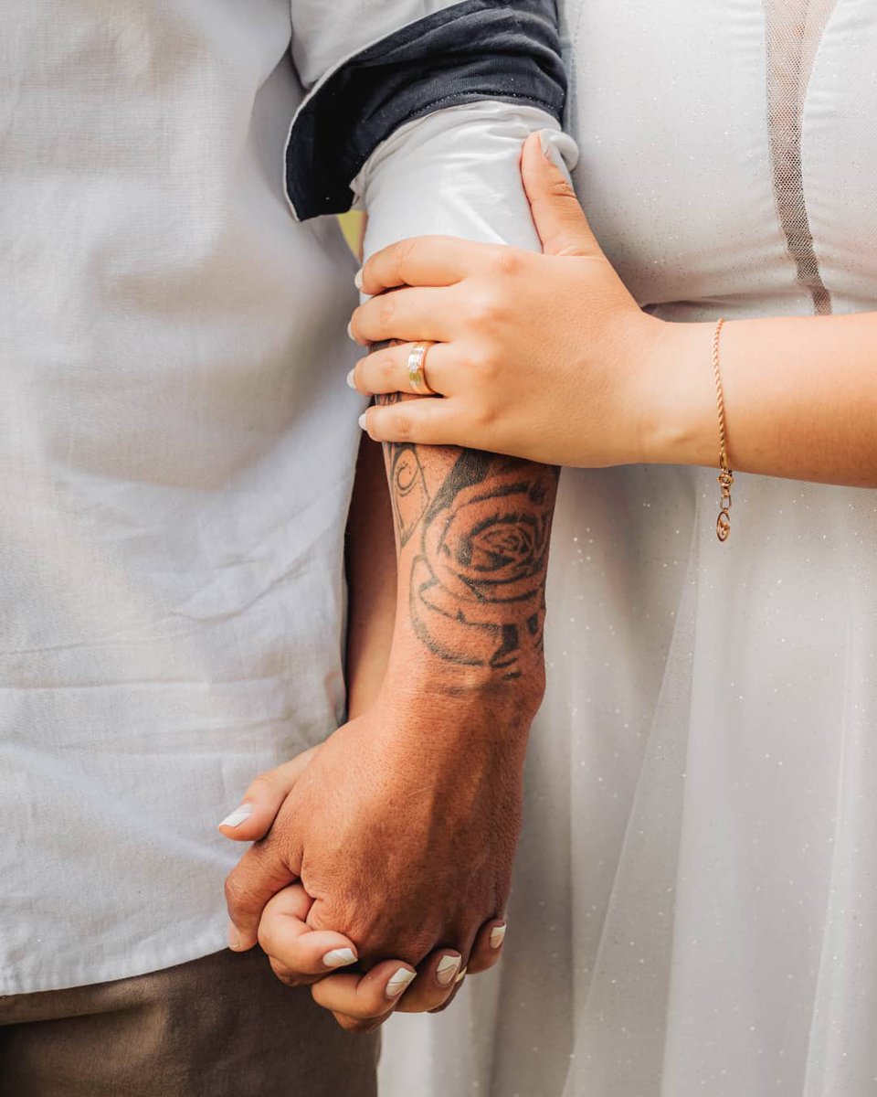 NaaMariae's tweet photo. "fizemos uma oração para esse dia chegar..." 💍🥰❤️ https://t.co/F8OzAIj3dL