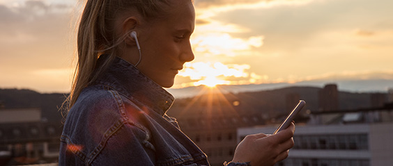 #Tamedia führt bei ihren Medien schrittweise #OneLog ein, das gemeinsame Login der Schweizer Digital-Allianz. Den Start macht <a href="/derbund/">Der Bund</a> Damit stösst das grösste Schweizer Netzwerk von Abo-Zeitungen zu OneLog. <a href="/ringier_ag/">Ringier AG</a> <a href="/NZZ/">NZZ</a> <a href="/chmediaag/">CH Media</a> <a href="/SRGSSR/">SRG SSR</a>