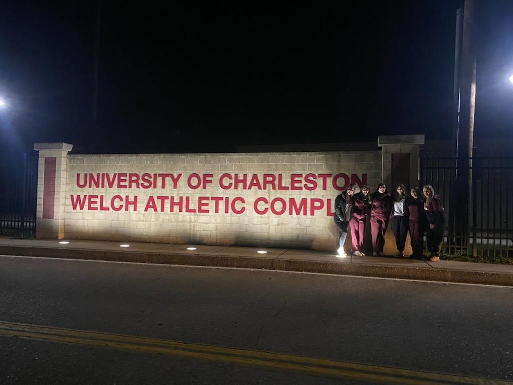 jamiebero's tweet photo. @ucwv_msoccer on our way #WingsUp https://t.co/3j9BwVUhZb