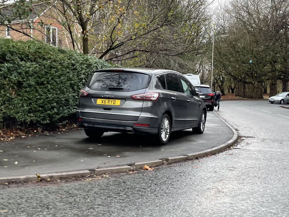 BadParkingLpool's tweet photo. What’s they need for these flats on Carnatic Road is a car park. Oh. https://t.co/vqmaL0utxB