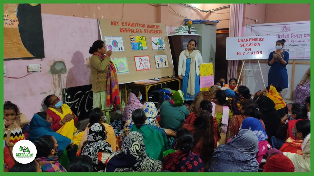 deepalayadelhi's tweet photo. The #members of #VocationalTrainingCentres of #Deepalaya Patel garden #organized a #session with 70 participants from the #community in which they explained about #HIV_AIDS, its #causes, #risk factors, #symptoms, and #treatment. #WorldAIDSDay #Deepalayango https://t.co/DzGG2NeEH4