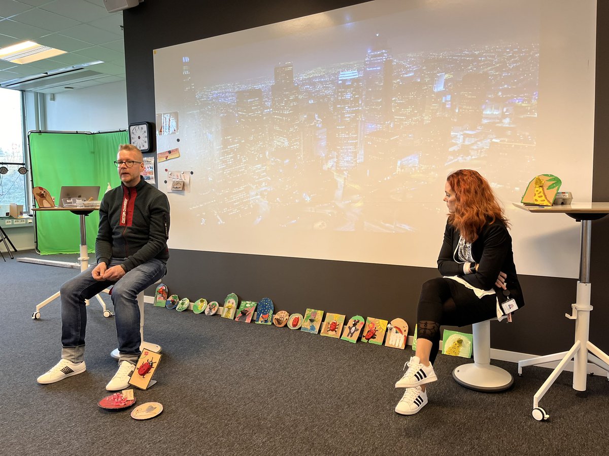 Så kul och lärorikt om återvinning, ellära och skapande på Sollentuna Makerzone idag under ledning av @SOLisaEriksson 🤩och <a href="/LindskogPetter/">Petter Lindskog</a>🤩 Vi ser redan fram emot nästa besök. #klass2 #sofielund #solskol #maker Tack!