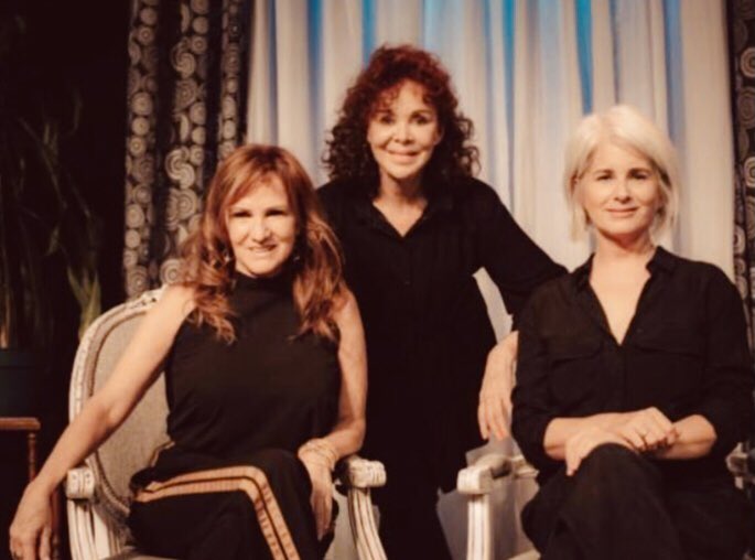 Patricia Palmer y Cecilia Dopazo protagonizan “Radojka” en el teatro Picadilly de Bs. As.
El espectáculo simultáneamente en verano alternará aquellas con Mar del Plata, con la novedad de coprotagonizar Victoria Carreras junto a Patricia Palmer en las que se realicen junto al mar.