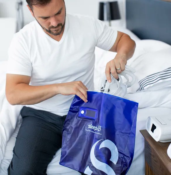 mysleep8's tweet photo. Want to know why you should maintain your CPAP equipment? Oil, sweat and dead skin cells can accumulate in the CPAP mask every time it’s used and the moisture in your tubing and mask are potential breeding grounds for bacteria, mold and germs. https://t.co/87DCZ6YidT https://t.co/1WEkIoXpHP