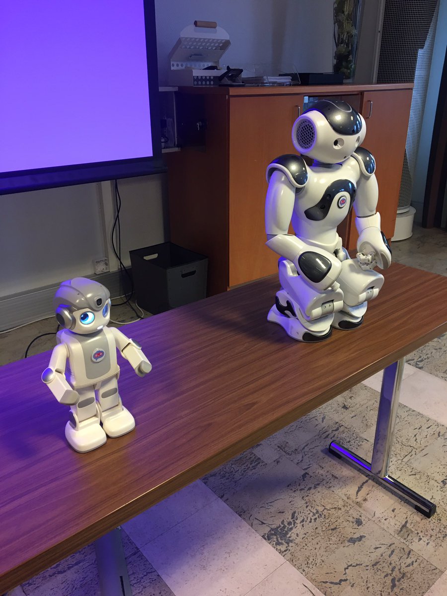 InmaHO's tweet image. Are you ready for @EliasRobotCom workshop? Come to Sali 21 #ITK2021