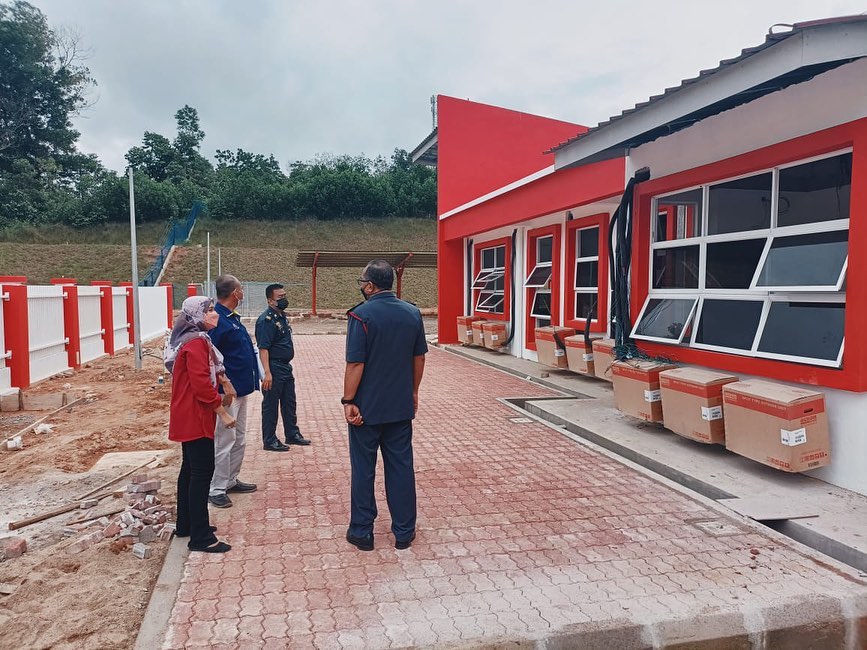 jkrtmerah's tweet photo. Mesyuarat Tapak Bil. 7 bagi Projek Pembinaan Balai Bomba &amp; Penyelamat Kemahang, Tanah Merah yang dipengerusikan oleh Jurutera Jajahan. Kemajuan bagi projek ini adalah 92%.
#JasaKepadaRakyat #bomba #mesyuarattapak #mencaripenyelesaian #meleraikankekusutan #JKRians #JKRVENGERS https://t.co/IQMCi2J5mS