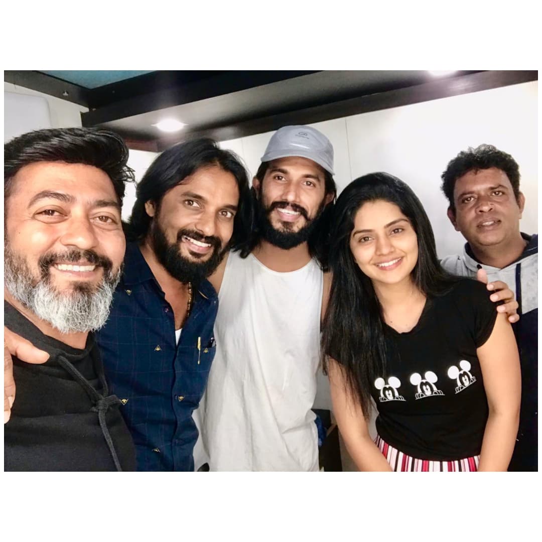 Deerane's tweet photo. It has been a wonderful and energetic first schedule of #DRF & #IFF's new film. With all the cast and crew we've created some wonderful moments! 😊🙌🏼 @ShivaniSurve29 #KaveeshShetty #MeghaShetty @SadagaraRaghooo @DeepakRaneFilms #DeepakRane #IndianProducer #FirstSchedule #wrapup https://t.co/imw36VMMW4