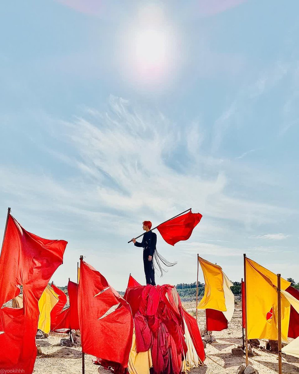 yookien's tweet photo. the only red flag i want https://t.co/qsQtqtcZuZ