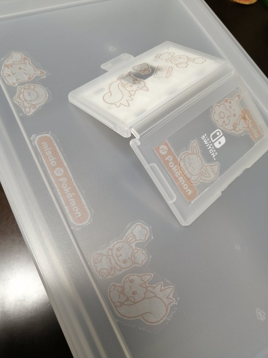 izp_on's tweet photo. 今年も🍩掴む紙をデコりました。今年はちょっと失敗多め。みんなかわいくてよくばりすぎた
#ミスタードーナツ 
#ポケモン 
#ピカチュウ_ドーナツ 
#イーブイ_ドーナツ 
#いっしょってとくべつ 
#ミスド https://t.co/hckfO3Uoov

https://t.co/KEgoqa6x52 https://t.co/zwodzuB2fa