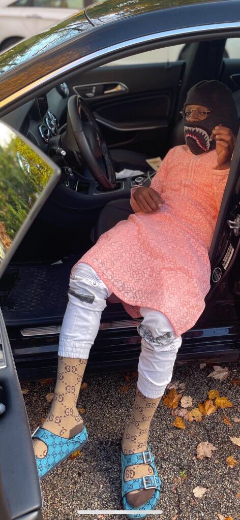 Fox playing possum 💰🌪💰😈.  PayBacc the single out this month