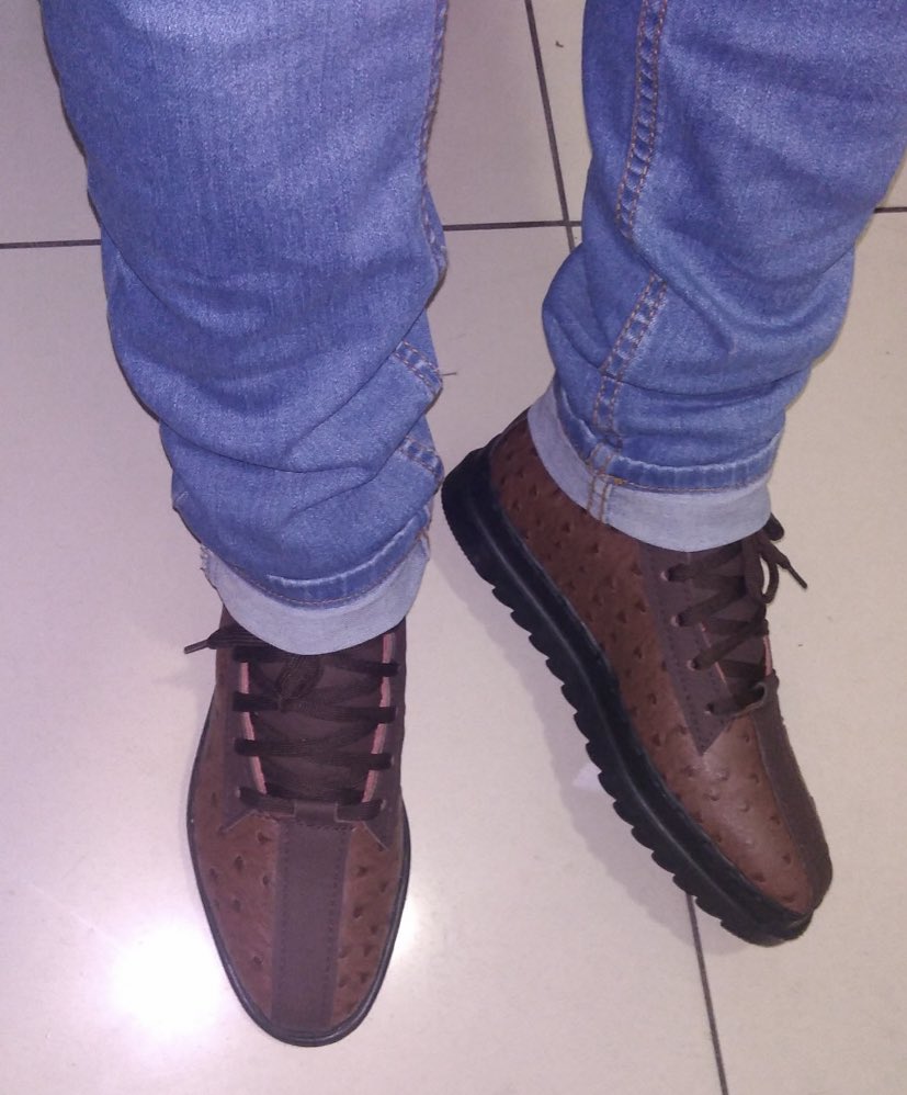 IBUTHOsneakers's tweet photo. 🔥🔥🔥🔥🔥🔥🔥🔥🔥🔥🔥🔥

IBUTHO SNEAKERS 👟 

We manufacture genuine leather sneakers 
We courier Nationwide 🚚
Delivery in 3-5 days

For Orders: 072 582 3636

Zinhle | Hawks | Kairo | #2021SexScore | Ke December https://t.co/8yiQQ0BU08