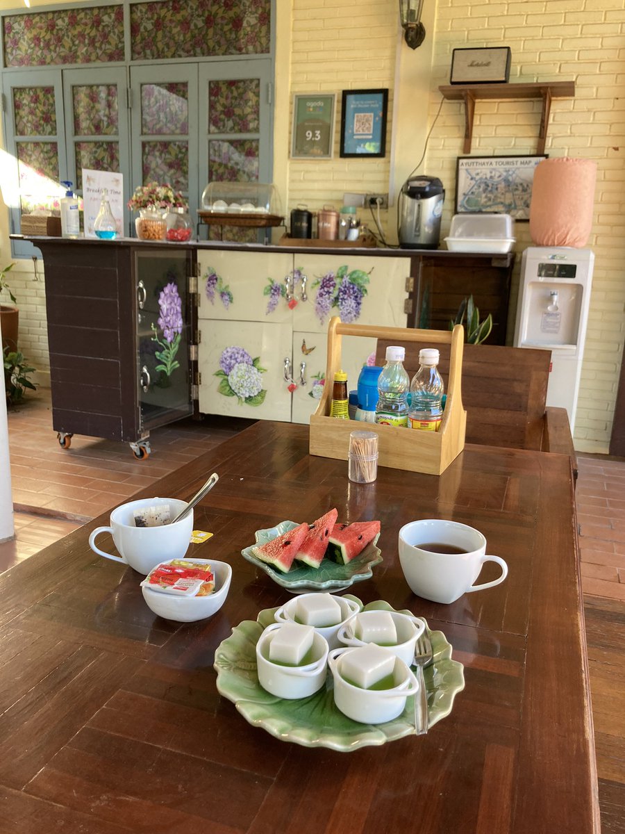 #THAILANDE 📍#Ayutthaya 
Un #petitdejeuner à la #guesthouse Baan Suan Krung Kao avant de visiter les #temples du #parc d’#ayutthaya