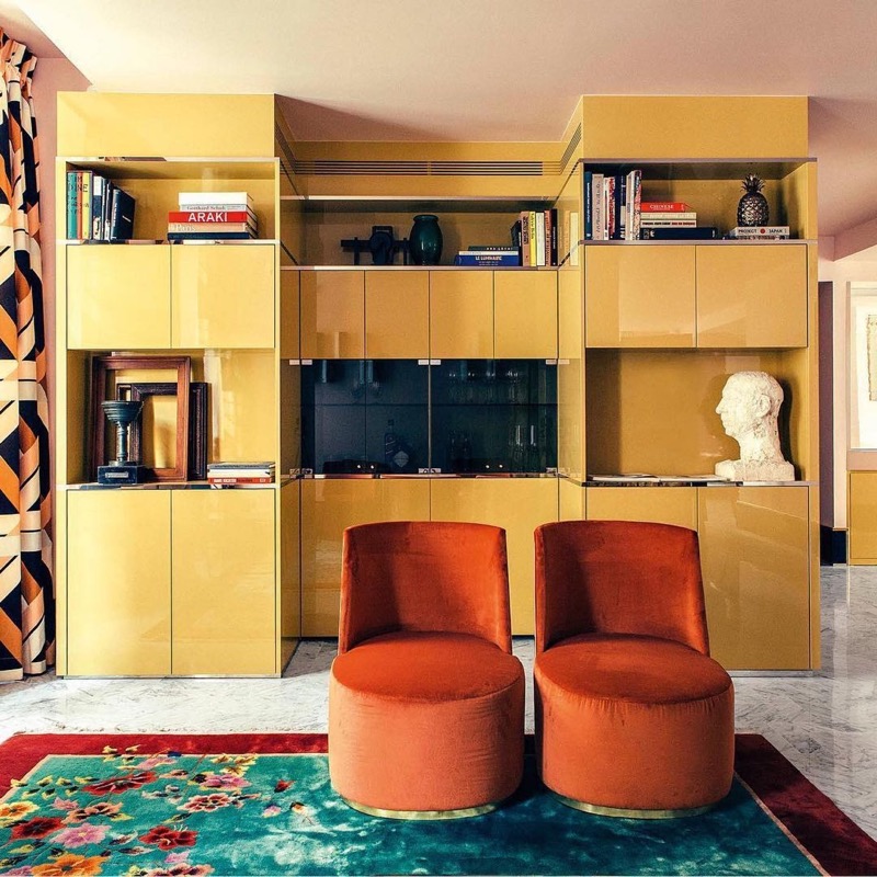 effetto__'s tweet photo. Symmetry is such a key design quality, demonstrated here in the Hotel Saint-Marc by #dimorestudio, with the beautiful foundation rug creating an intimate oasis to the scene.
📷 #studioshamshiri https://t.co/TXFTkykhl9