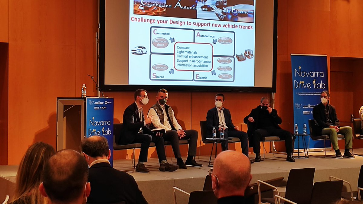 NA_VEAC's tweet photo. Desde @Sodenavarra participamos en #NavarraDriveLab moderando la mesa redonda sobre oportunidades del vehículo eléctrico en navarra dentro de la jornada @NA_VEAC organizada por @Naitec_CT https://t.co/pwPSu15bbJ