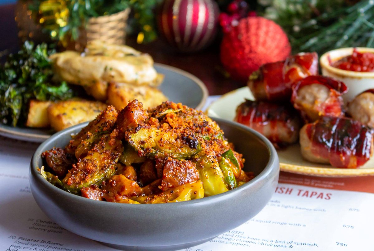 With Christmas around the corner December is a very busy period for the restaurant! 

With that in mind we strongly recommending booking tables to avoid disappointment! 

We are starting to fill up for Christmas Eve and NYE so if you would like a table, book ASAP

Gracias 🇪🇸