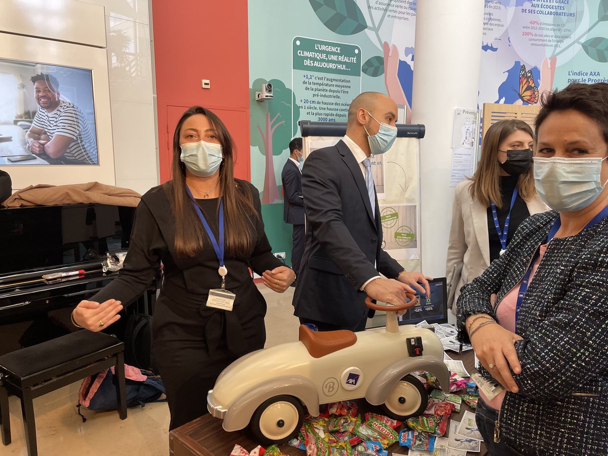 Quelle énergie autour des belles idées des Teams #AXAFORCHANGE ! Bravo à toutes les équipes (et soutien à la Team ⁦⁦<a href="/AuroreVALLET/">Aurore VALLET</a>⁩ 👍😉)