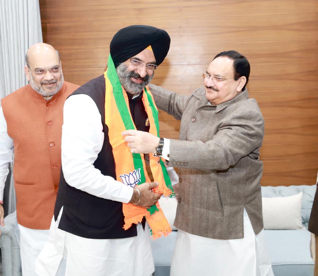 JPNadda's tweet photo. I welcome Shri @mssirsa to the world's largest political family. 
I am sure his experience &amp; hard work will further strengthen @BJP4India. https://t.co/ho1zgInVx1