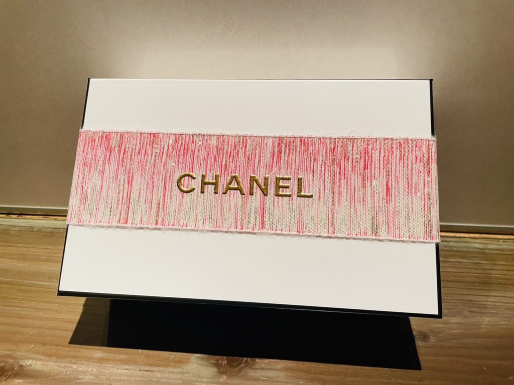 33707G's tweet photo. 誕生日のプレゼントにいただいた🎁…
おシャネ〜ルのBLEU😅
あざーす‼️

#CHANEL https://t.co/bPPj03fwnH