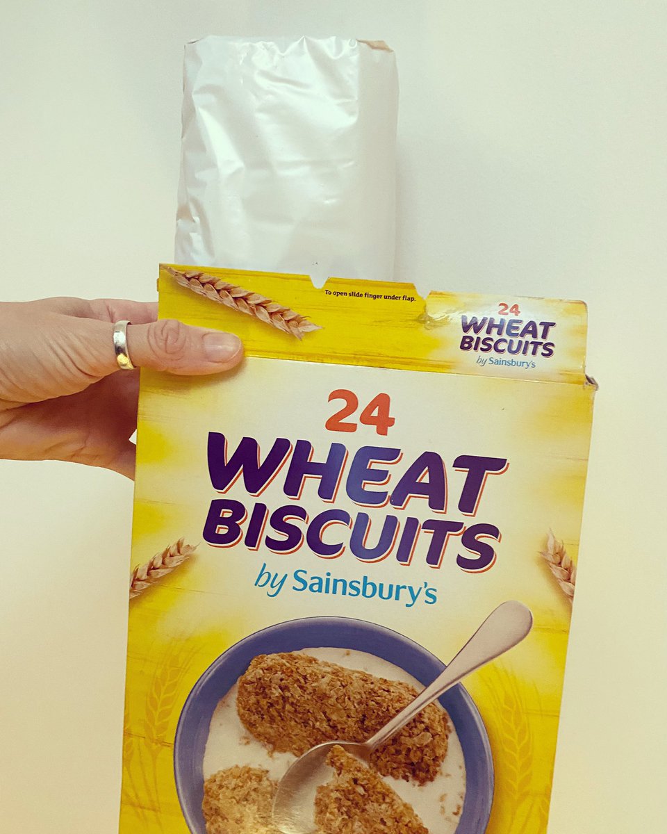 BibelotMagazine's tweet photo. It’s a shame @sainsburys don’t wrap their #wheatbiscuits in paper rather than #plastic, like @weetabix now do!
#plasticpollution #SaveThePlanet #noplasticwaste #plasticfree #ecofriendly #zerowaste #climatechange #noplastic #saynotoplastic https://t.co/ZwfdZL0oOv