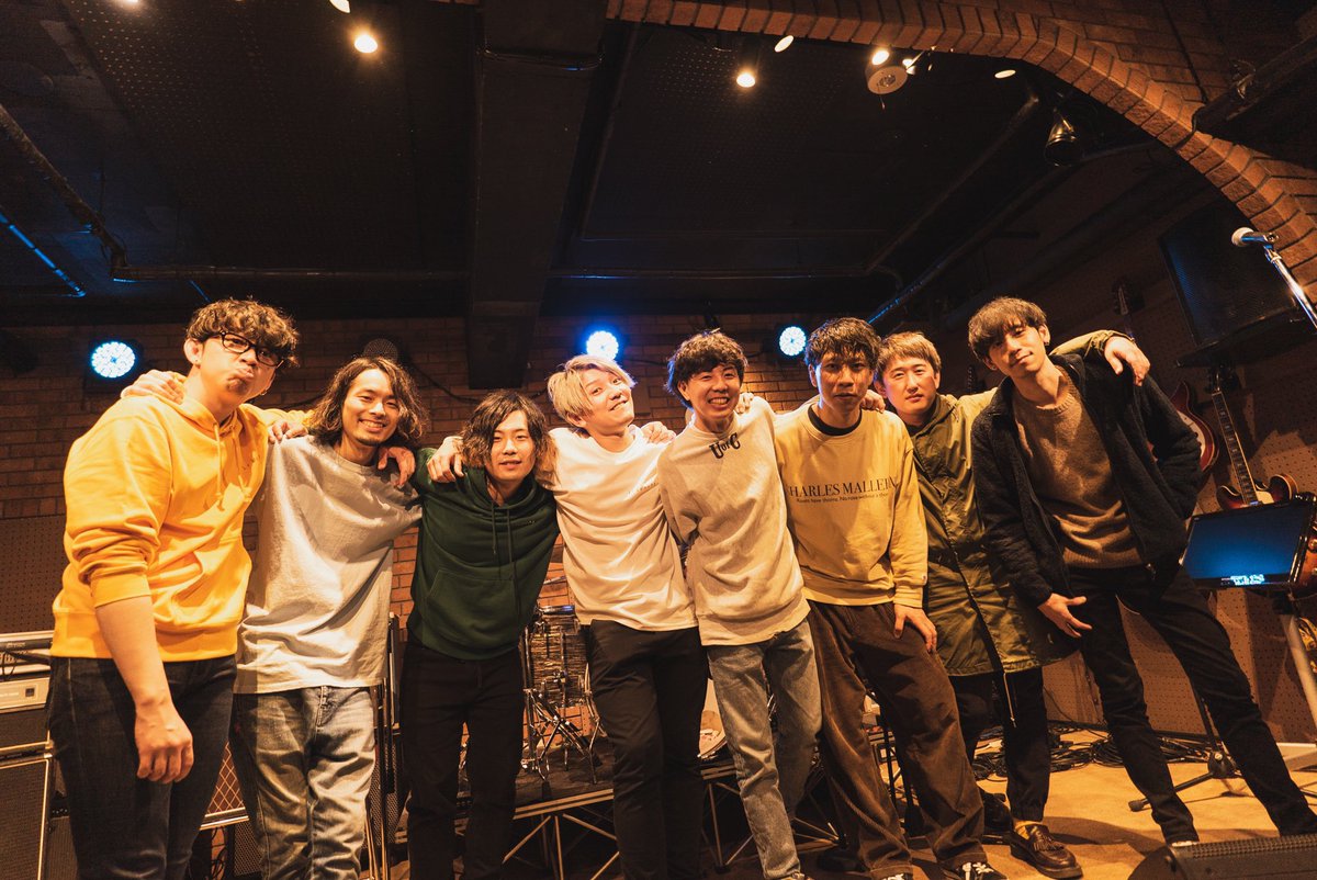TheFolkees's tweet photo. 2021年11月30日 at.Cavern Beat
irienchyとツーマンライブ
来場and配信ありがとうございました🎖

Photo @pickles_0808 https://t.co/FScj9773K0