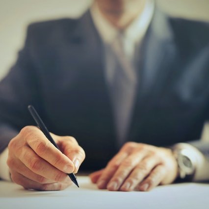 BlackaddersLLP's tweet photo. Estate Administration: 5 Common Misconceptions
“I am appointed as an Executor so I have to act”
If you are appointed as Executor under a Will you are not obliged to accept the role... 

Read @ExecLawMillie 's latest blog here ➡️https://t.co/xNW6ggv21l

#BlackaddersLLP https://t.co/BNF76lh2rD