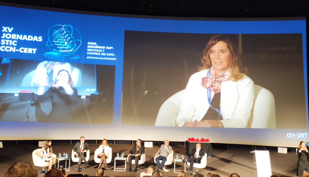 FGoodjob's tweet photo. Para @rdiazmoles de @INCIBE, el Programa #include pone de manifiesto que es posible conseguir que personas sin cualificación pueden formar parte del sector de la #ciberseguridad, ocupando puestos en las empresas del sector.
#AtracciónDelTalento #EncuentroInclude https://t.co/687SwxCbFZ