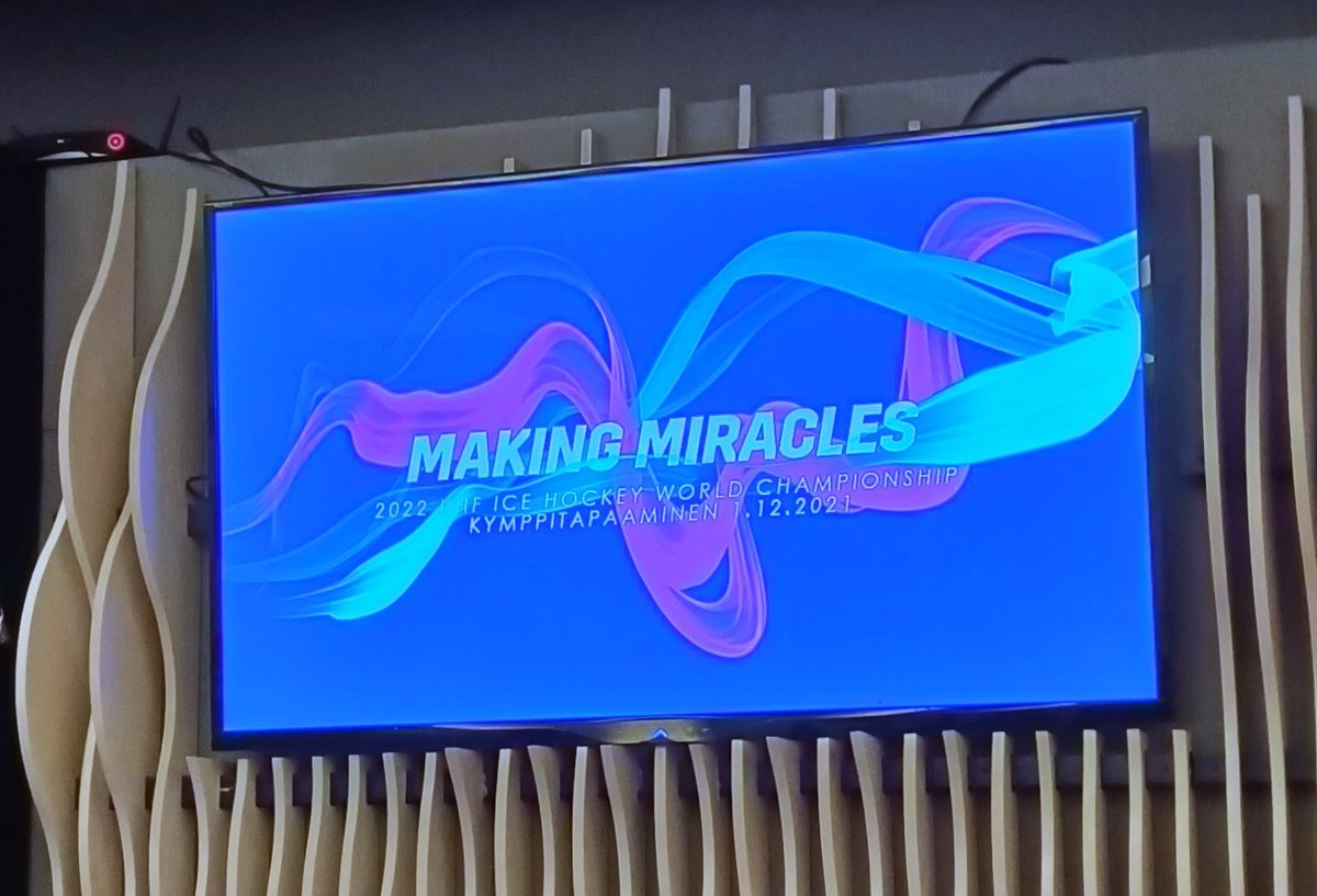 MartikkaAK's tweet image. Priimaa pukkaa. Paikalla pelkkiä kymppejä ja muutama muu  #mmkisat2022 #makingmiracles