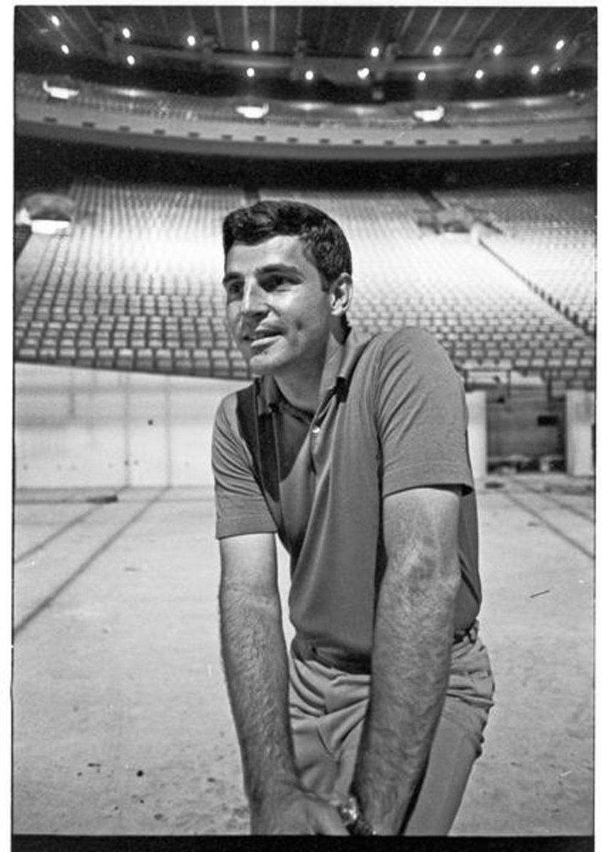 John Decker on Twitter: "On This Date - Dec. 1, 1971 - @IndianaMBB plays  its first-ever game in Assembly Hall, defeating Ball State, 84-77, in front  of 14,853. Steve Downing grabs 26
