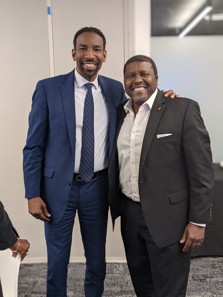 CONGRATULATIONS Andre Dickens for winning and becoming the 61st Mayor of our great City of Atlanta!