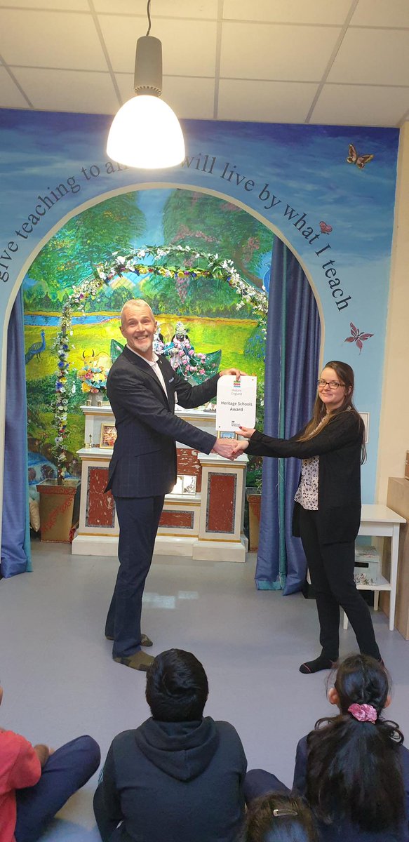 Congratulations to @KrishnaAvantiPS #Leicester Their school is a beautiful building with many original features and a long and fascinating history. Thanks to the hard work and enthusiasm of their teachers, their pupils now explore different aspect of that history from year 1-6