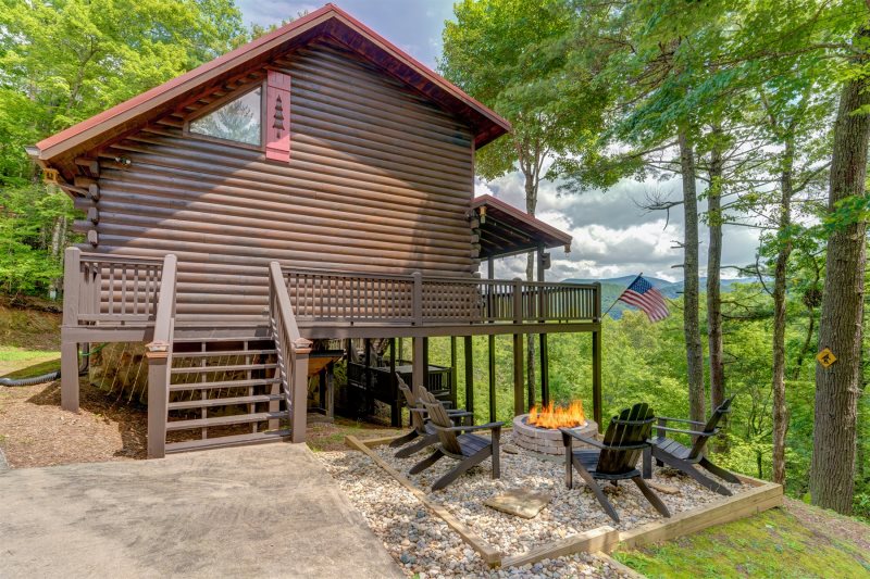 GA_MTN_CABINS's tweet photo. Did you know? January has some of our LOWEST PRICES of the season -- even weekends! Click below to start 2022 off with an unforgettable escape at a great nightly rate😊
Here are just a few cabins that are available this January: https://t.co/PSruqWa55I

 #blueridgega #cabinrental https://t.co/vj8vByfi2J