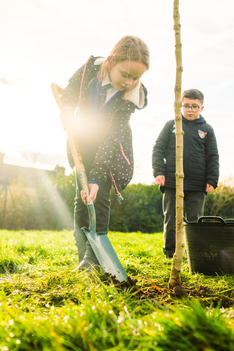 KingslandTweets's tweet image. Yesterday Kiera and Riley planted a Maple Tree next to our Peace garden to mark Queen Elizabeth&apos;s Platinum Jubilee next year. We hope the tree will be enjoyed by school children and their families for years to come.

Our @chaplain_ka marked the event with a blessing 🙏🏻