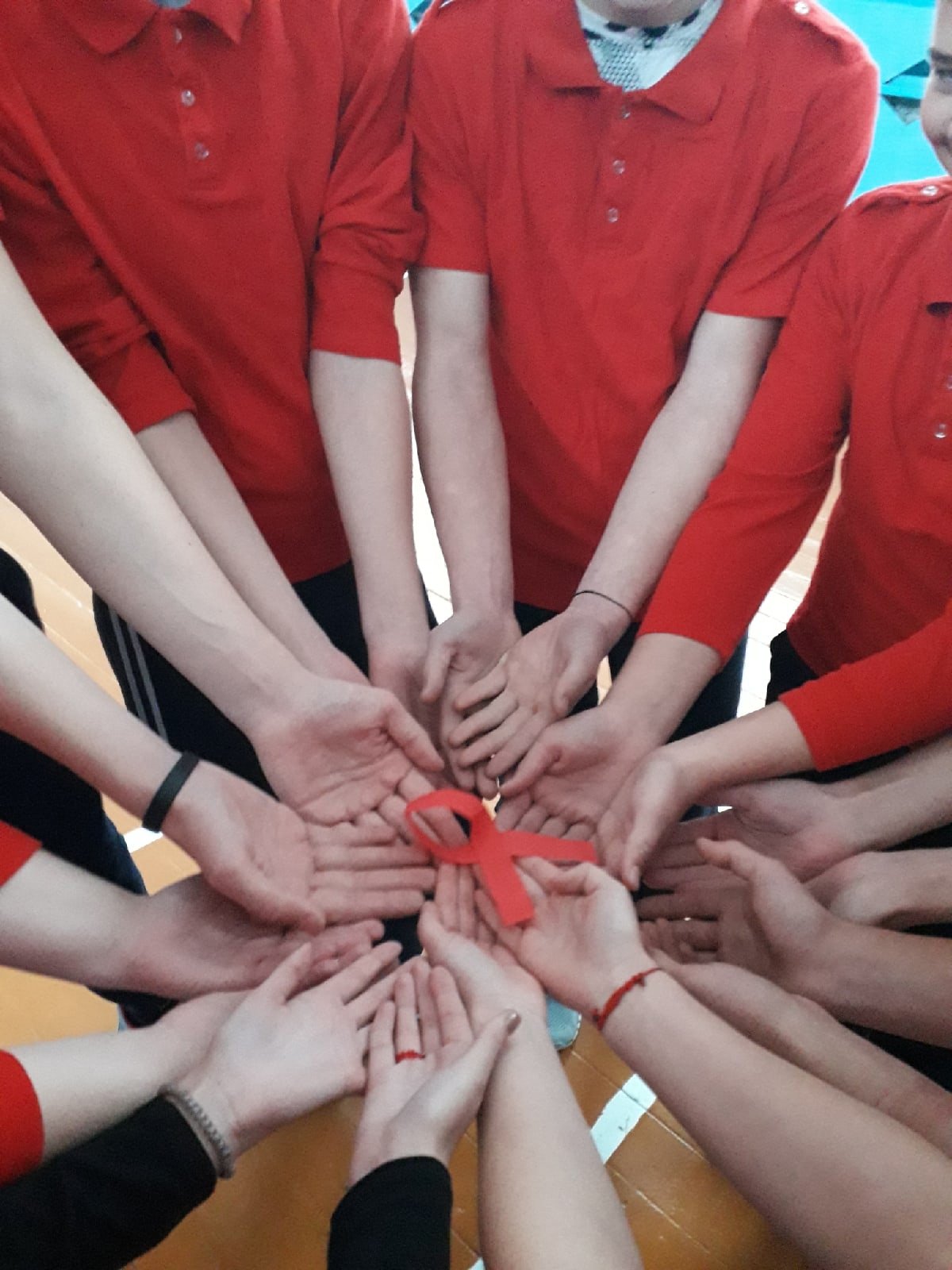 Добровольцем с вич. Сфера волонтерство. Анонимное тестирование на вич. Стоп вич спид волонтеры медики. Добровольцем с вич.