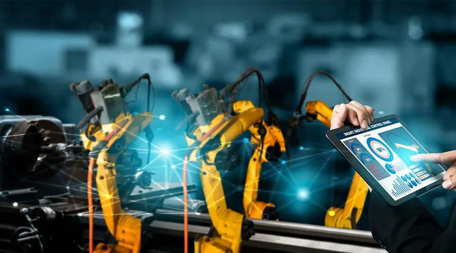 From additive manufacturing to AI-controlled Software Powering Robots and #AICameras – #manufacturing industry will surprise you with the amount of #technological improvements. Here are the top 10 of them. buff.ly/3r212jm