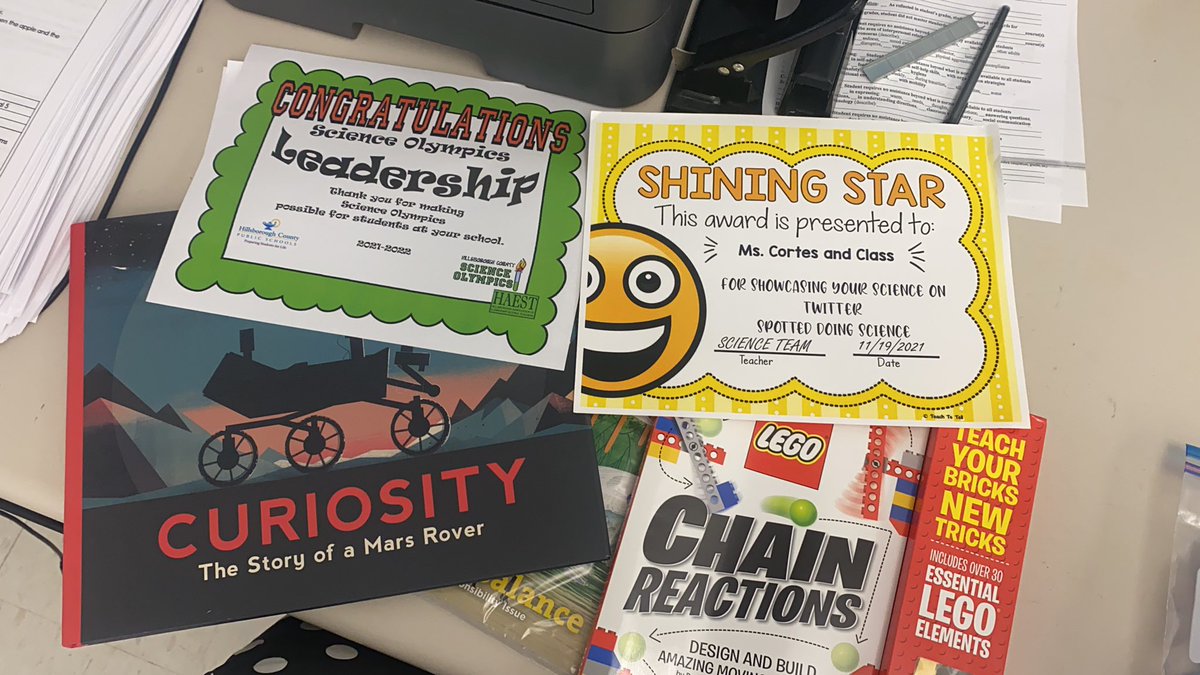 Talk about happy mail!!! Thank you <a href="/HCPSElemScience/">HCPSElemScience</a> <a href="/WeAreHAEST/">HAEST</a> !!!!!! Our classroom library is quickly filling up with science books 🤩