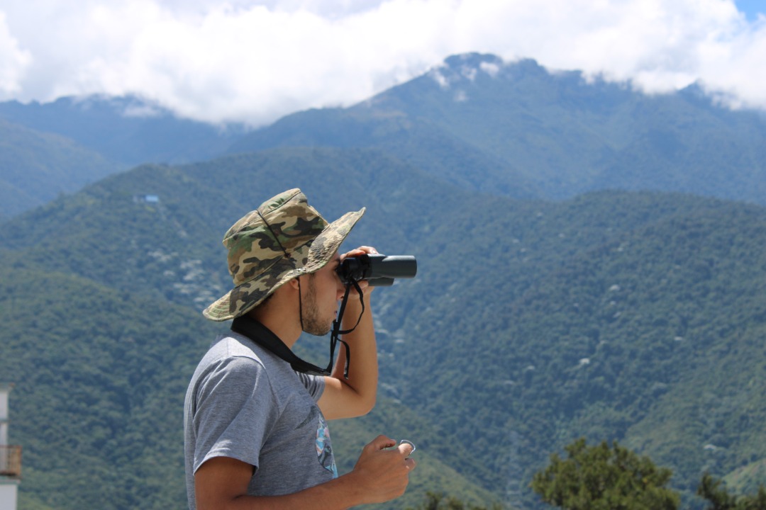 enviroamericas's tweet photo. Día Mundial de las Aves Migratorias desde la ciudad de Mérida en los Andes de Venezuela, se realizó una jornada de observación y educación desde la estación de conteo de rapaces Las Cinco Águilas Blancas.
#CantaVuelaElevate como las #Aves #SingFlySoar #WMBD2021 #DMAM2021 https://t.co/bZQg3H6SzC