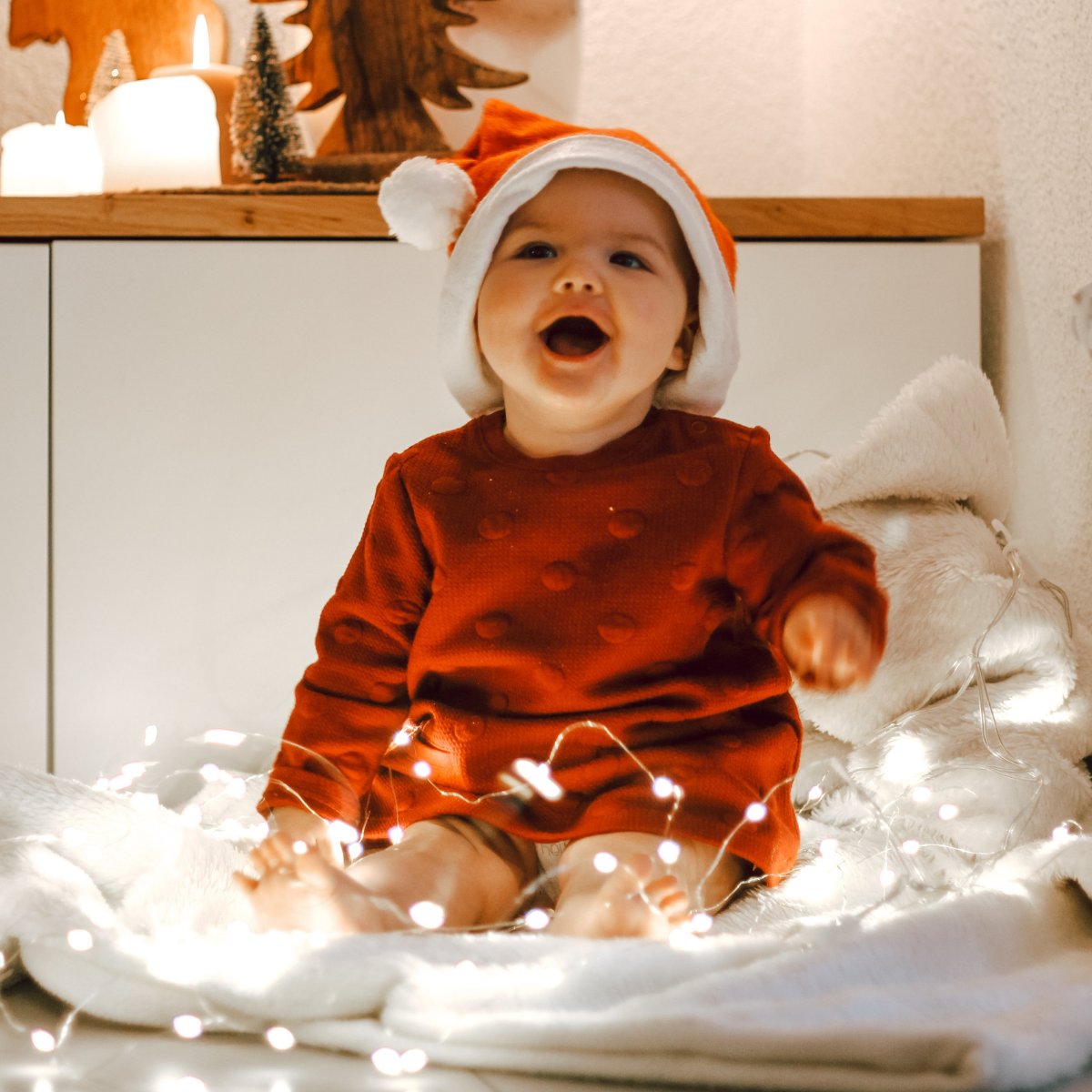 KokpitL's tweet photo. Ça y est, nous entrons dans le mois de décembre 🎄❄️

Vous avez de jeunes parents ou futurs parents dans votre entourage ? Pourquoi ne pas leur offrir une carte cadeau Kokpit pour Noël ? 🎅🏻

De quoi faire des heureux 😎

#cartecadeau #cadeaunoel #bébé #coucheslavables https://t.co/yZeGoqG0UV