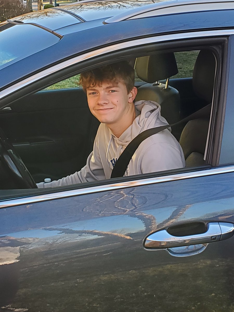 TrashmanDraper's tweet photo. Happy 17th Birthday. Proud of you kid. https://t.co/pb57cHbWWj