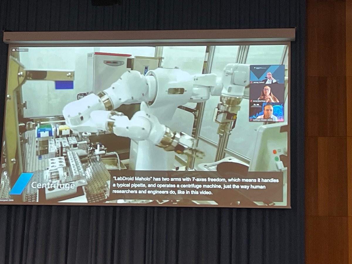 ChileONUViena's tweet photo. Impressive example of digitalisation and robotics today shown at @UNIDO event:
Mahoro lab android automates dangerous lab work #DigInfo
https://t.co/awVf78fdq2 https://t.co/N6Pcbs8GfD