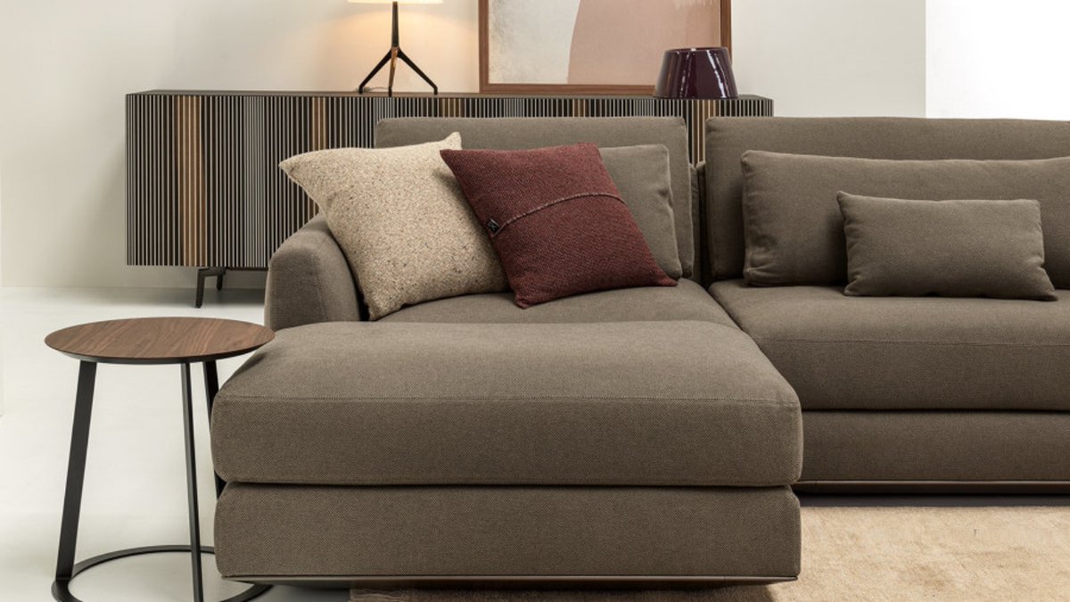architonic's tweet photo. HORM: Win Your Design
Win Your Design is the contest that invites you to interpret the iconic pieces of Horm's collections, by creating an interior design project, real or conceptual.
https://t.co/bUBJSJ9D5C
#architonic #contest #hormdesign #interiordesign #homedecor #furniture https://t.co/hvidlMTyZH