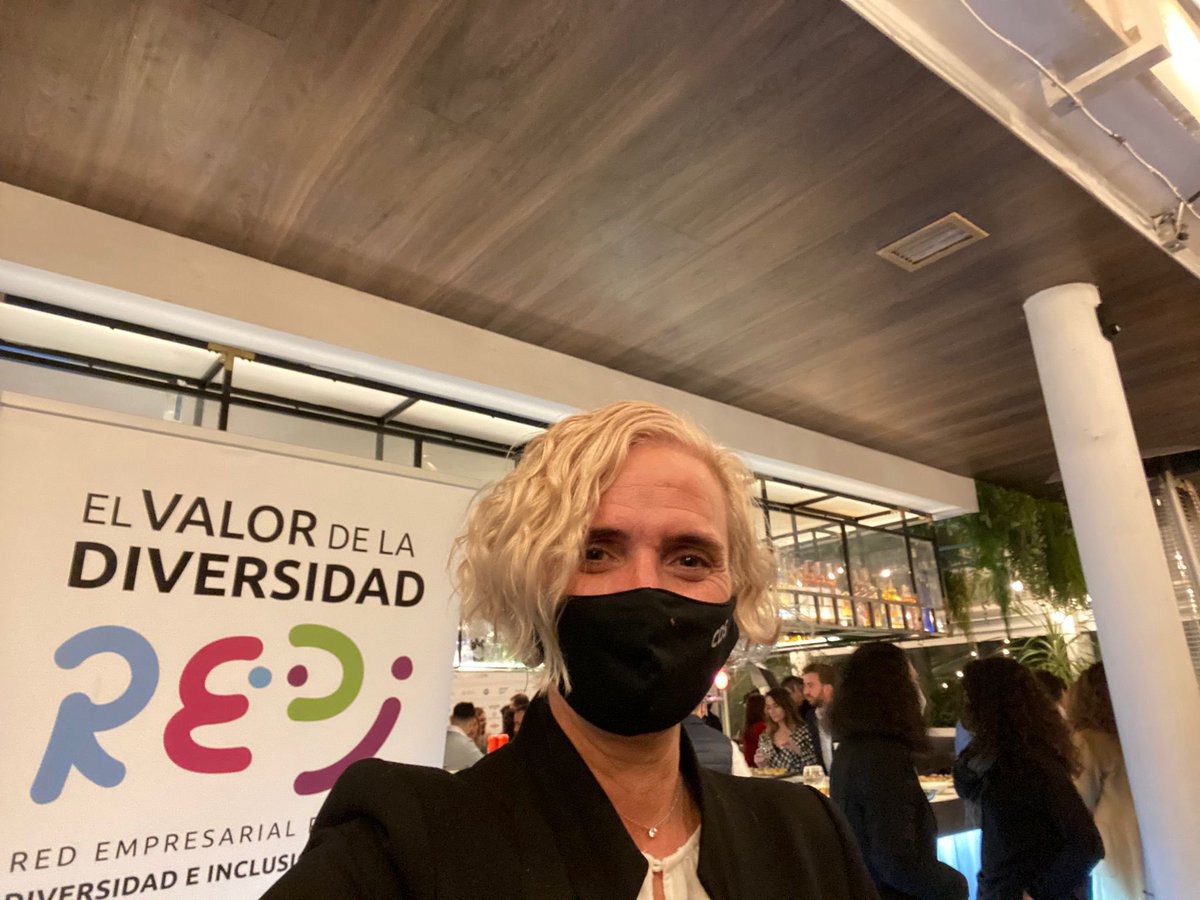 HPECDS_ES's tweet photo. ¡Ayer #HPECDS asistió al Encuentro top líderes de inclusión y Día internacional de la Memoria Trans organizado por @REDI_ES! ❤️

#CDSproud https://t.co/sREYqi4ON6