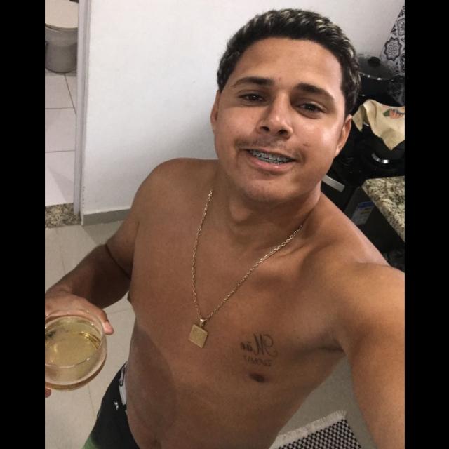 Só mente agradecer papai do céu por mais um ano de vida PARABÉNS PRA MIM🥳🥳🥳🎂🎂😍😍😍👏🏽👏🏽