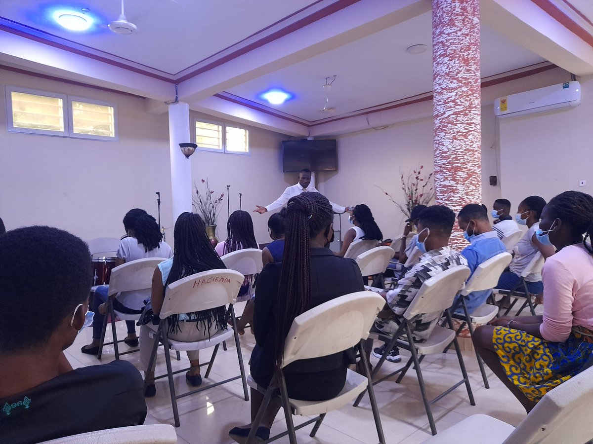 christassemblyw's tweet photo. People do not light a lamp and put it under a basket but on a lampstand, and it gives light to all in the house. In the same way, let your light shine before people, so that they can see your good deeds and give honor to your Father in heaven.

#GospelMeeting
#LocalAssembly
#UPSA https://t.co/N0VqZmIFXt