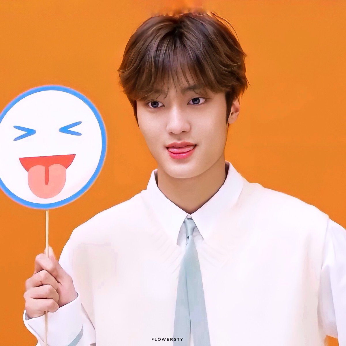 fIowersty's tweet photo. 😛😝😟☹️ https://t.co/YTmgv4gKqL