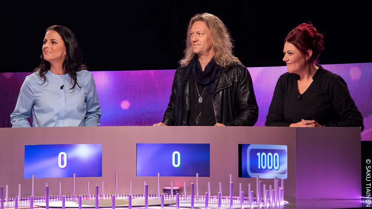 WWFSuomi's tweet photo. Maanantaina Onnenpyörä VIP -ohjelmassa kilpaillut Pia Penttala voitti 1000 euroa ja lahjoitti koko summan WWF Suomelle! 👏 Suuret kiitokset lahjoituksesta, Pia!

#OnnenpyöräVIP #FoxSuomi #rabbitfilms @foxsuomi @rabbitfilms https://t.co/CE8yshOQo2