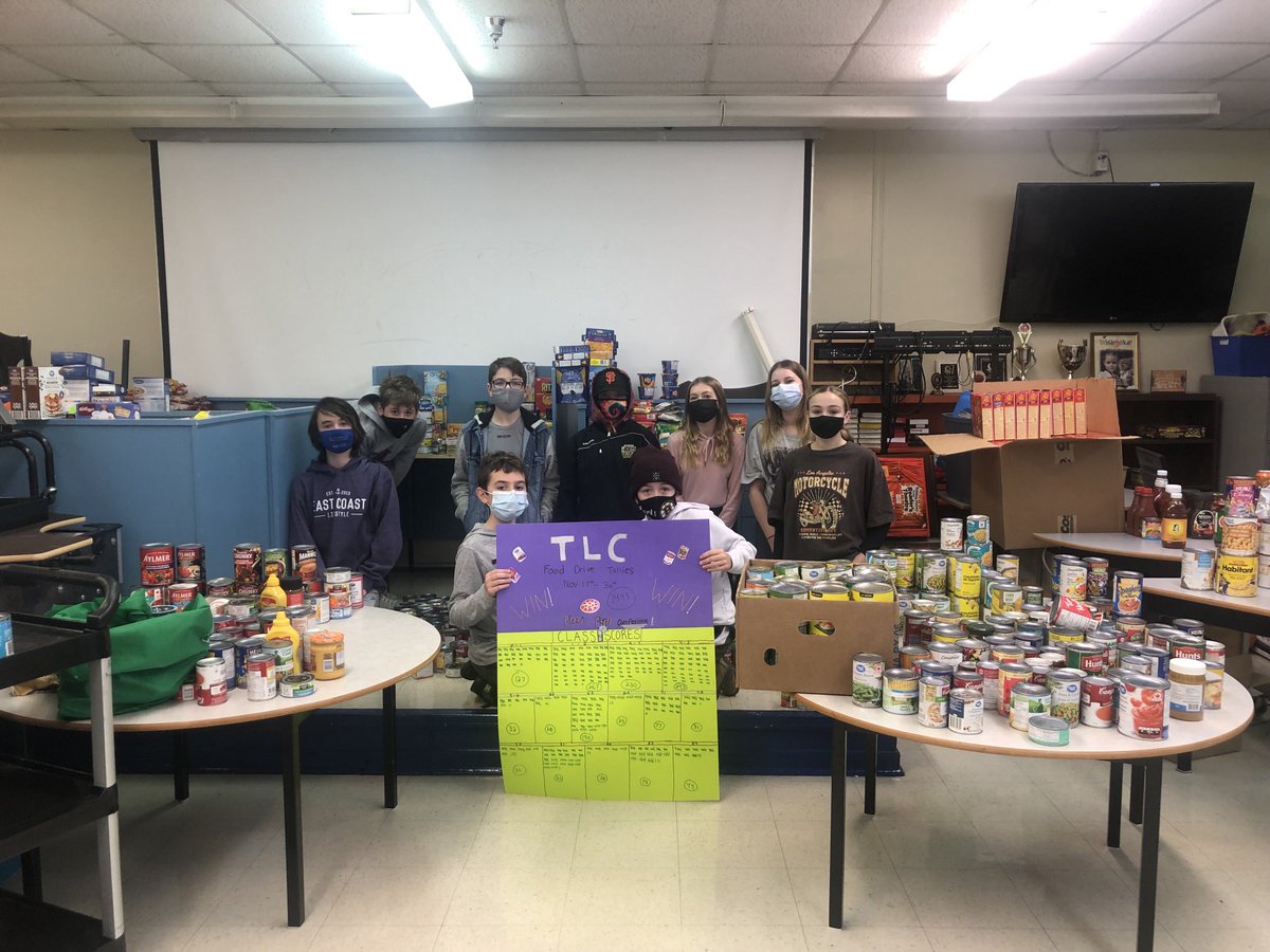 TlSpartans's tweet photo. A big thank you  to all TL Sullivan students for donating over 1500 food items to our local Christmas Cheer and food bank. Way to go students! #TLCares https://t.co/nsxmw6jt7a